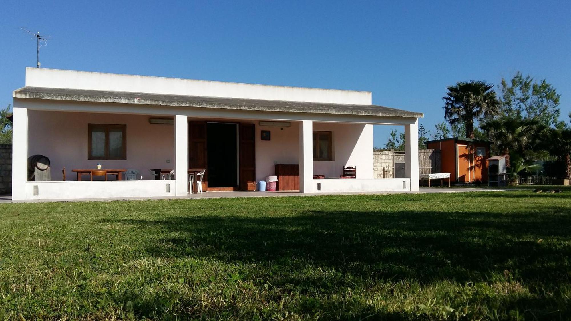 Villa Luna A Pochi Passi Dalla Spiaggia 阿沃拉 外观 照片