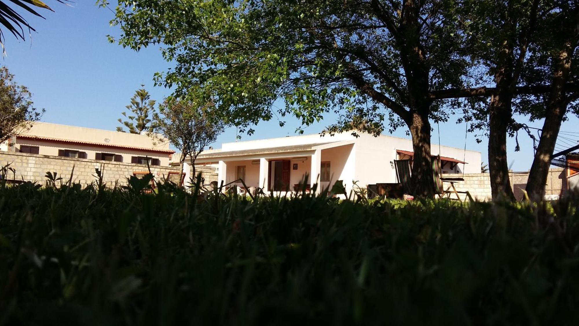 Villa Luna A Pochi Passi Dalla Spiaggia 阿沃拉 外观 照片