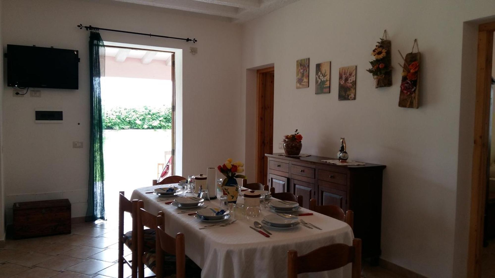 Villa Luna A Pochi Passi Dalla Spiaggia 阿沃拉 外观 照片