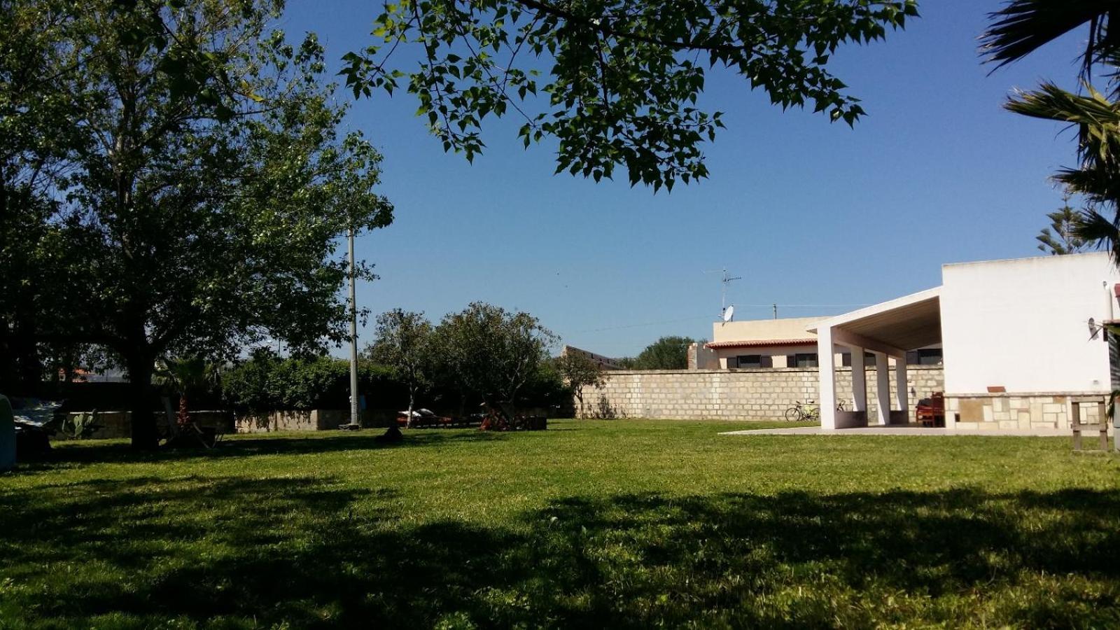 Villa Luna A Pochi Passi Dalla Spiaggia 阿沃拉 外观 照片