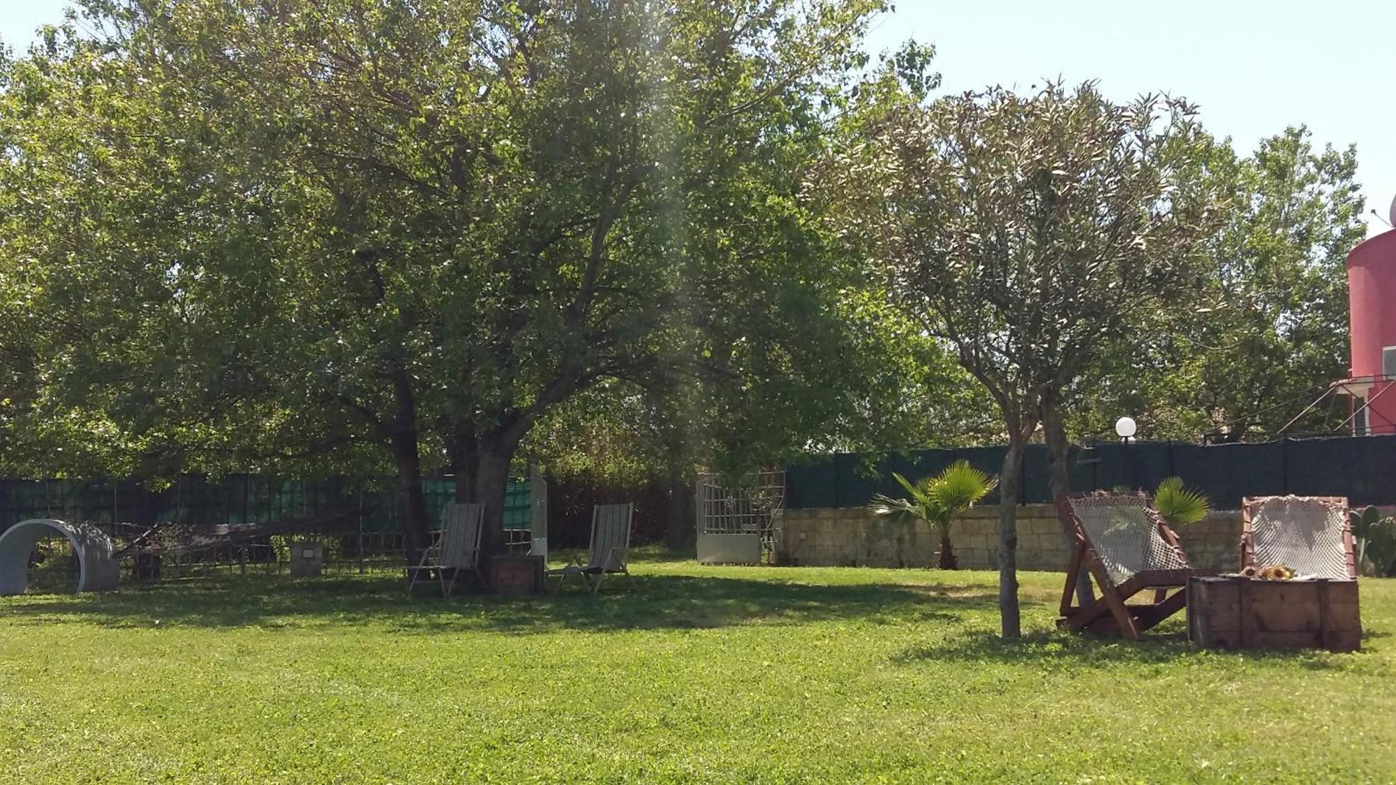 Villa Luna A Pochi Passi Dalla Spiaggia 阿沃拉 外观 照片